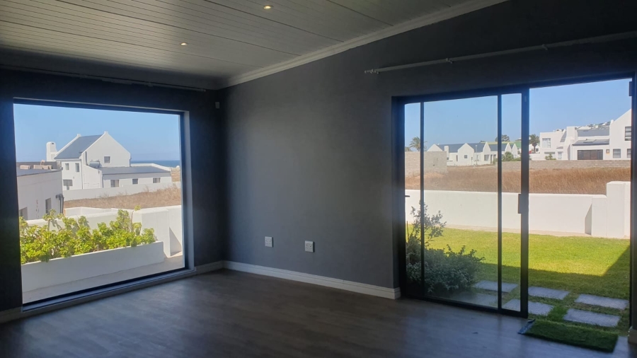 3 Bedroom Property for Sale in Sandpyper Village Western Cape